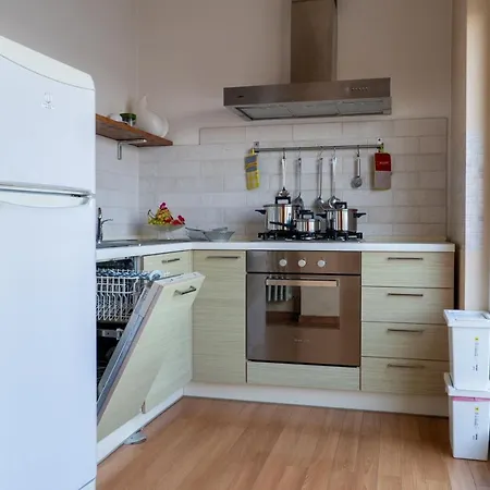 Апартаменты L'attico Del Centro Tra Il Petruzzelli Ed Il Mare