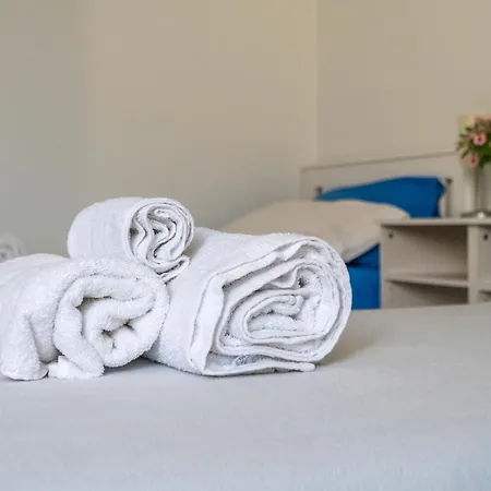 L'attico Del Centro Tra Il Petruzzelli Ed Il Mare * Бари