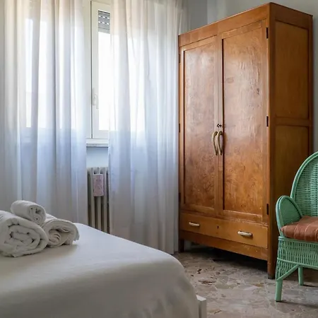 Апартаменты L'attico Del Centro Tra Il Petruzzelli Ed Il Mare Бари