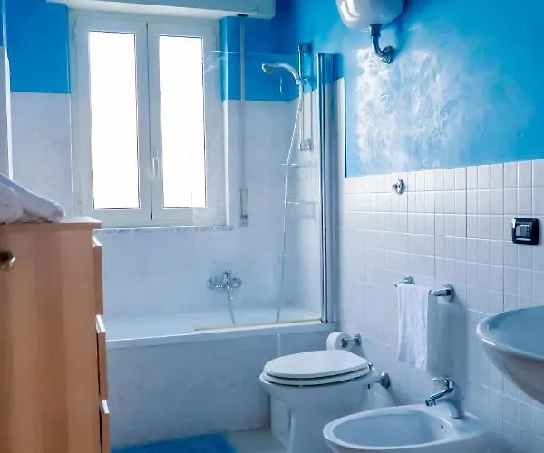 Apartament L'attico Del Centro Tra Il Petruzzelli Ed Il Mare *