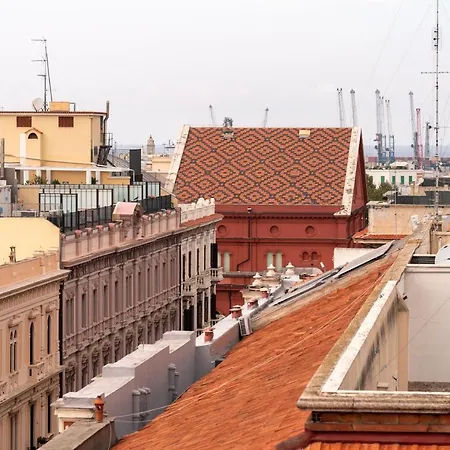 아파트 L'attico Del Centro Tra Il Petruzzelli Ed Il Mare *